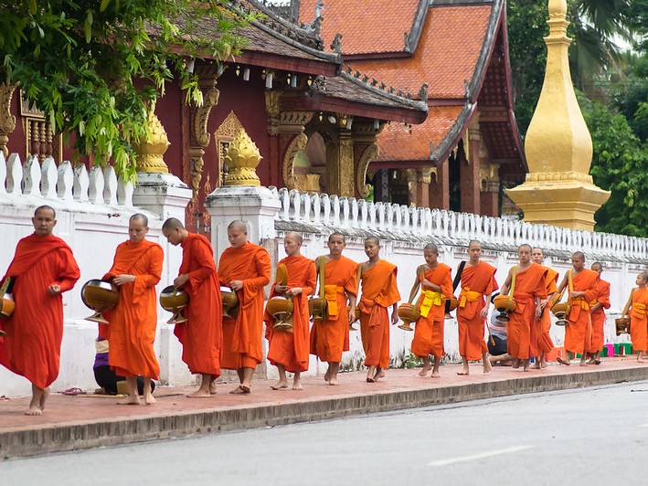 Luang Prabang Alms